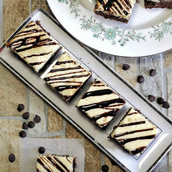 Brownie cheesecake bars