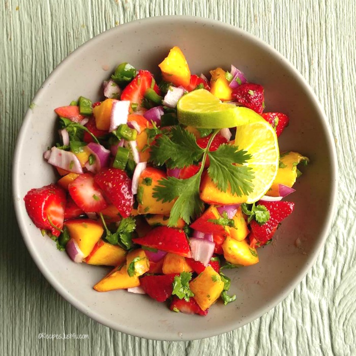 Strawberry peach jalape&ntilde;o salsa