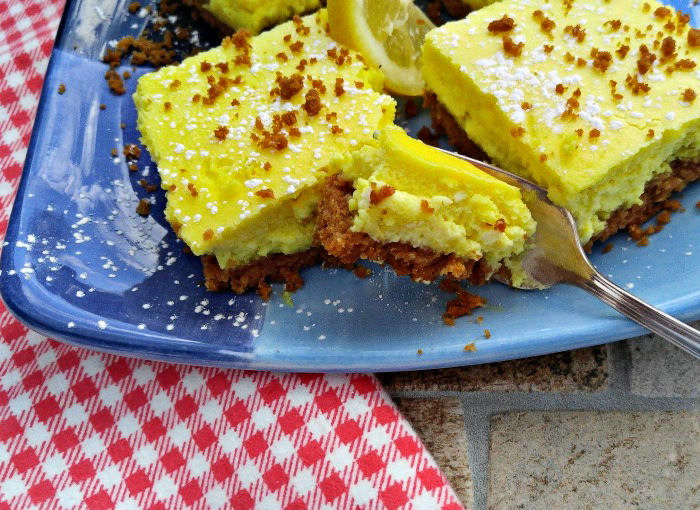 Take a bite of these lemon cheesecake bars