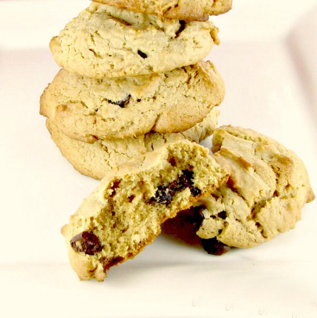 Peanut butter chocolate chip cookie