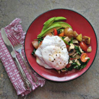 This Whole30 turkey hash makes a healthy breakfast that is super filling.